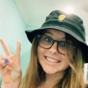 Meet your Posher, Sam